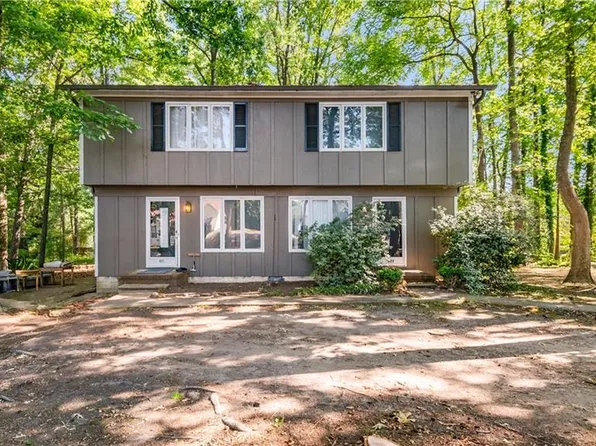 4021-4023 Knollwood Dr, High Pt, NC 27263