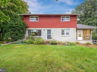 635 Furnace Rd, Wernersville, PA 19565