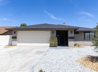 18580 Mountain Meadows Dr, Victorville, CA 92395