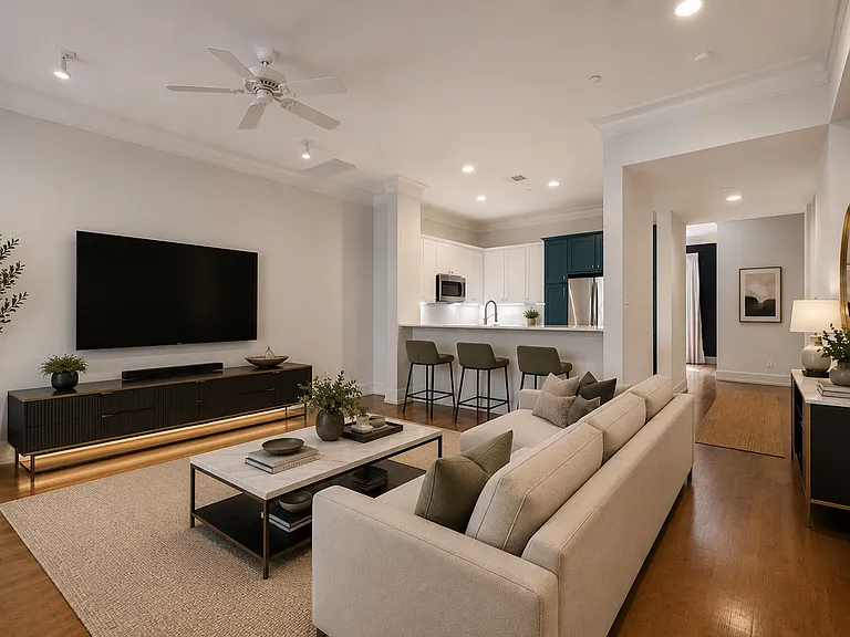 4312 McKinney Ave #7 — Photo 1