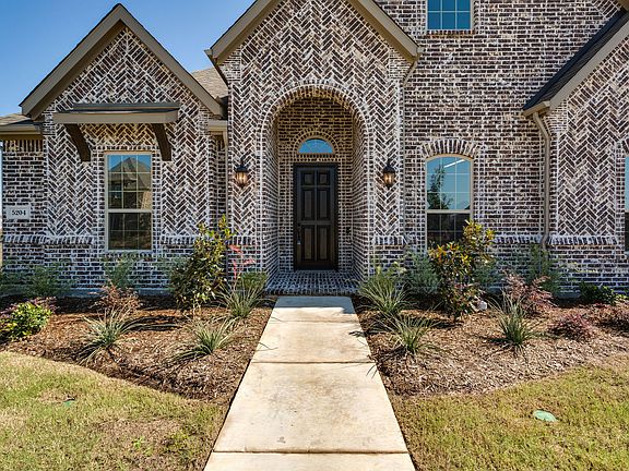 3rd image of 5204 Live Oak Dr