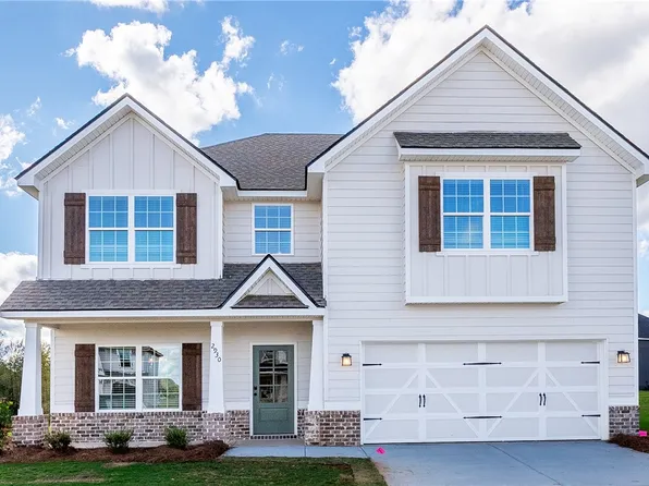 2930 Wyndham Village Dr, Opelika, AL 36804