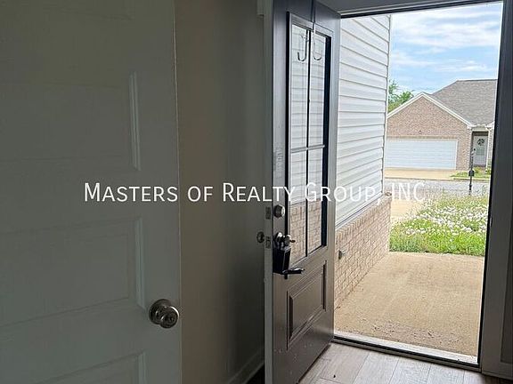 2nd image of 15 Sterling Rd