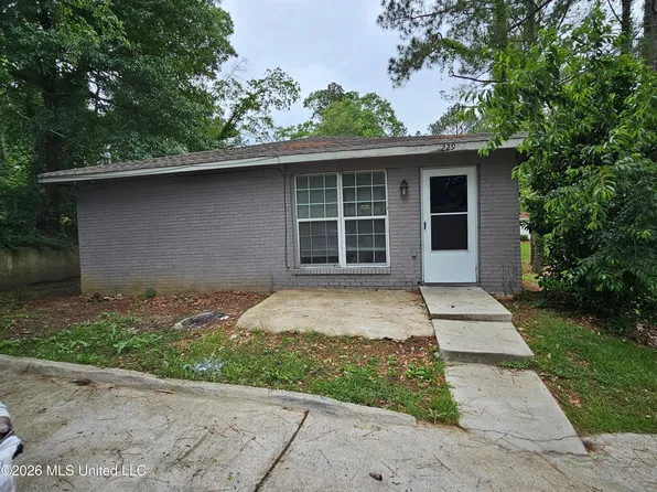 229 Lawrence Rd, Jackson, MS 39206