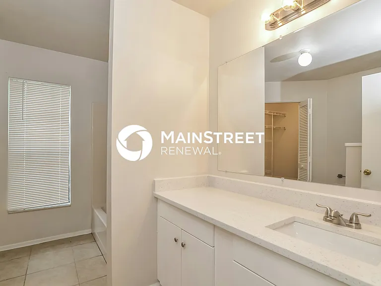 Main Bathroom