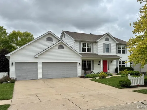 225 E Governor Pl, Saint Charles, MO 63301