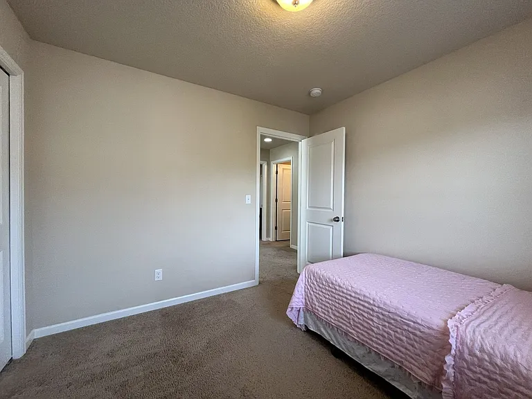 7114 NW 167th Ave — Photo 41