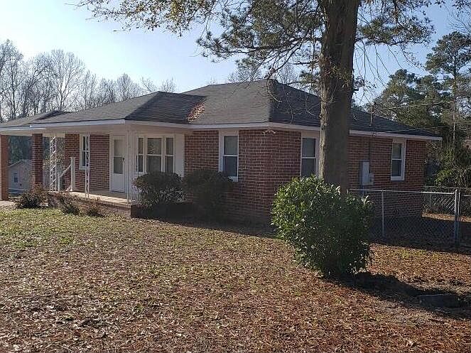 Full 4 sided brick home
