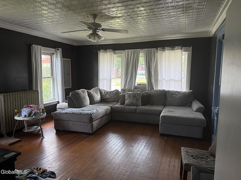 5th image of 81 Catherine Street