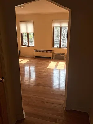 Rented by Expert Realty | media 27