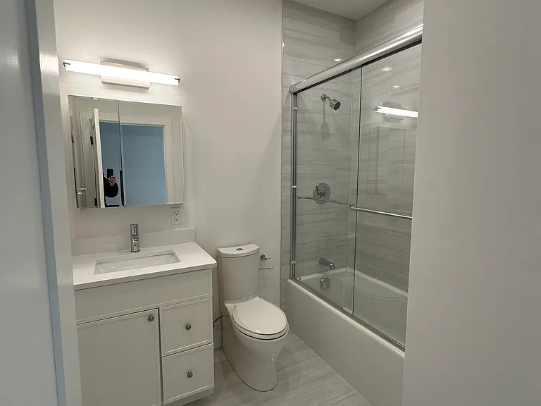157 Everett St #305E — Photo 14