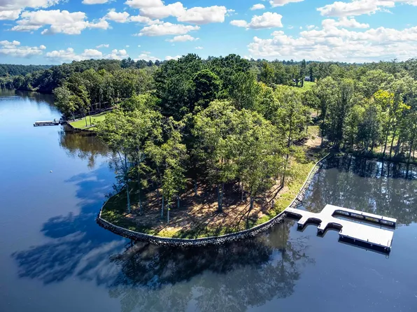 1430 Bayside Dr #12, Greensboro, GA 30642