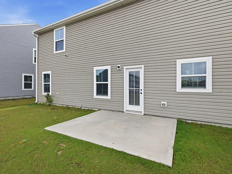1432 Burgundy Bluff Ln — Photo 31