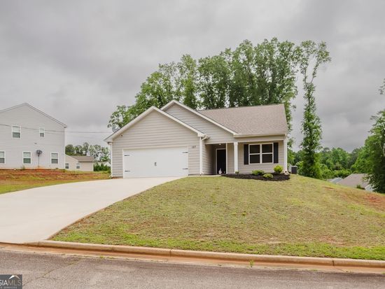 107 Hammerhead Ln, Thomaston, GA 30286