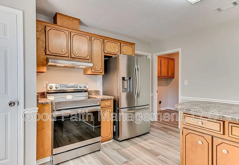 612 Fieldstone Way — Photo 13