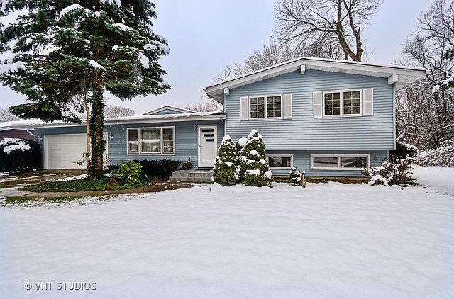 1st image of 15747 W Idlewood Ln
