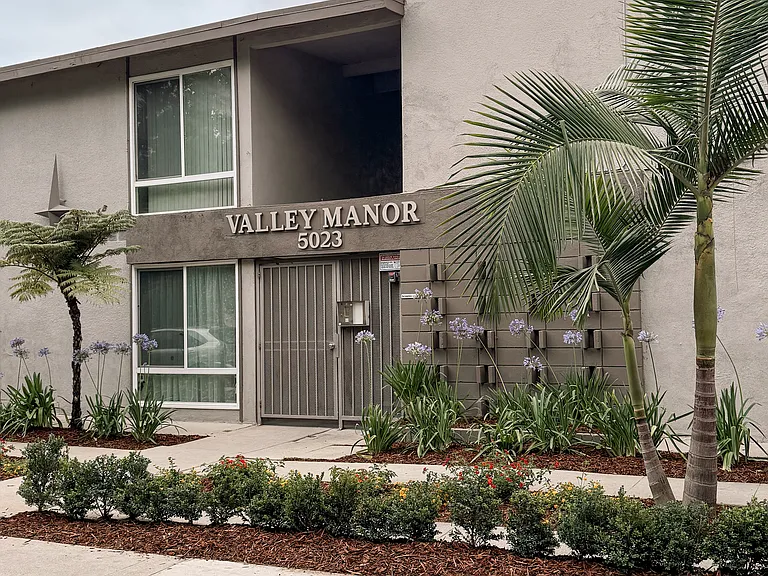 5023 Rosemead Blvd — Photo 3