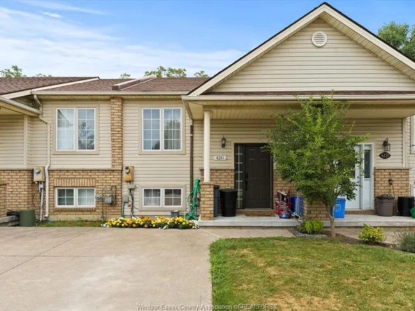 4241 Pioneer Ave, Windsor, ON N9G 2W9