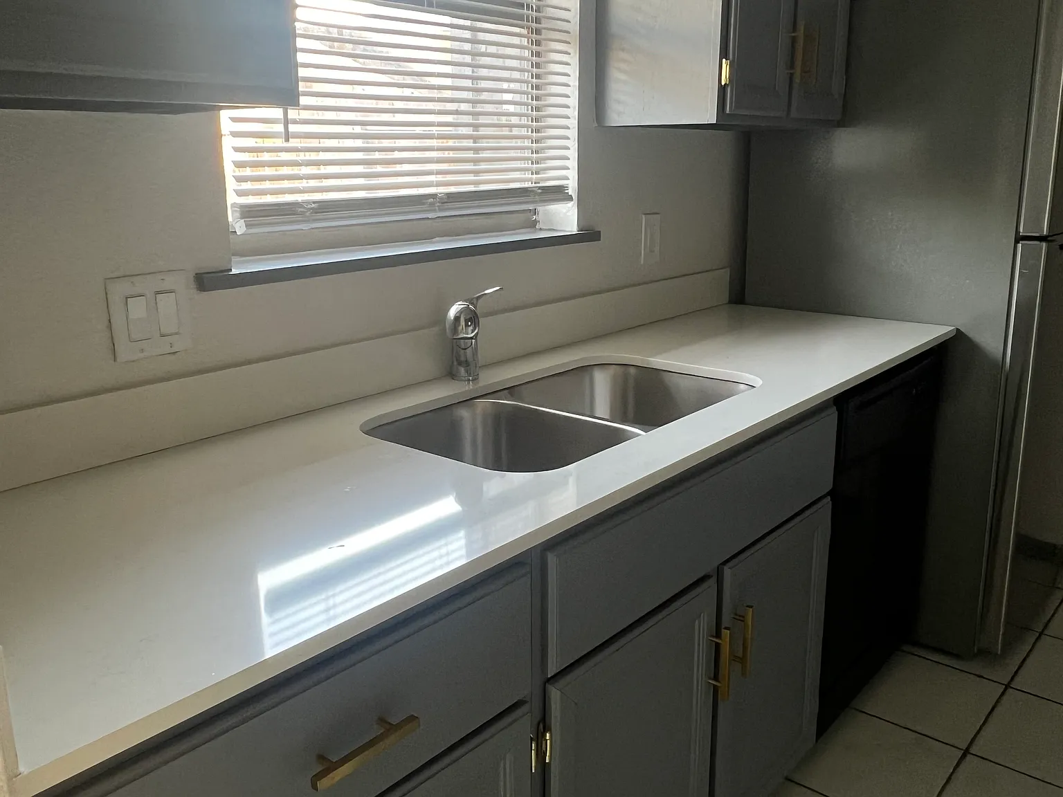 2 bed, 1045 sqft, $1,500 — Photo 1