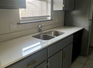 617 Lost Springs Ct APT B, Arlington, TX 76012