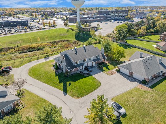 2nd image of 15808 Farm Hill Dr