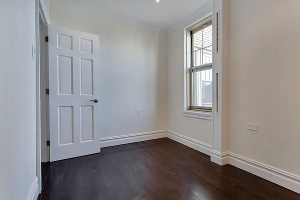 Rented by Aimee Grodanz, LREB | media 26