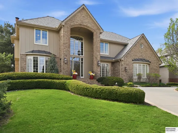 1506 N 133rd St, Omaha, NE 68154