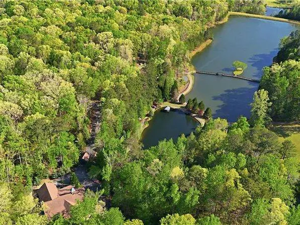 392 Red Mountain Rd, Dallas, GA 30157