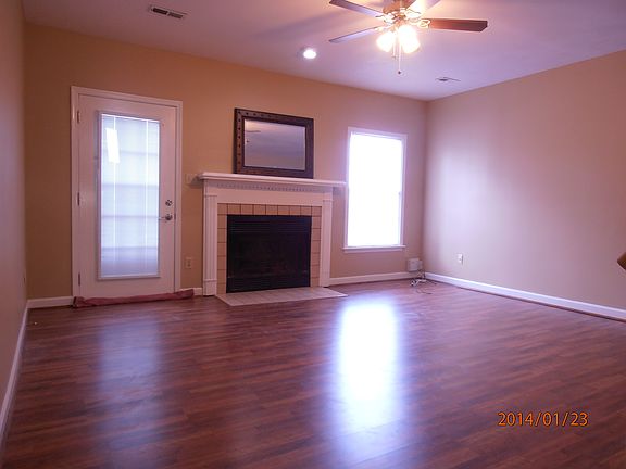 3rd image of 608 Guy Ln