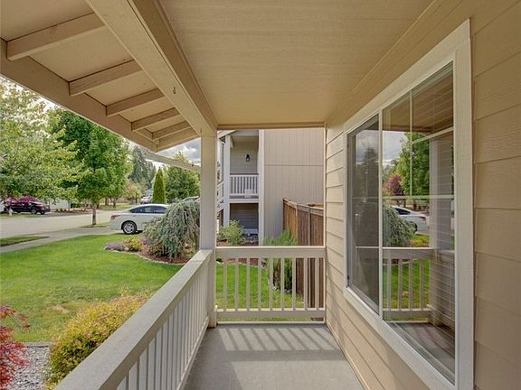 3rd image of 15734 Yelm Terra Way SE