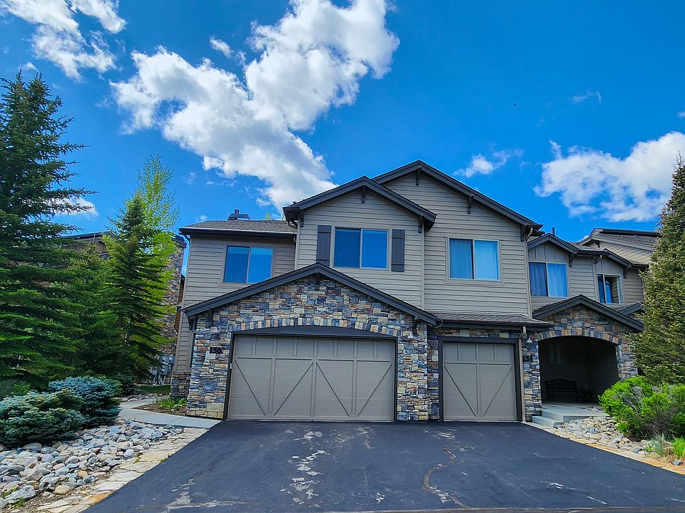 Townhome - Front
