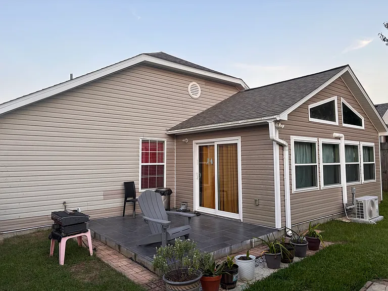 1114 High Meadow Dr — Photo 3