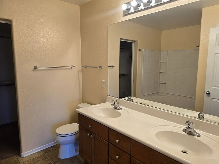 9160 Column Ct — Photo 23
