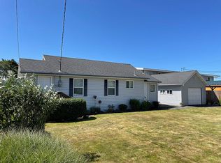 265 N Coral St, Rockaway Beach, OR