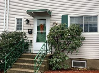 3 Warebrook Vlg, Ware, MA 01082
