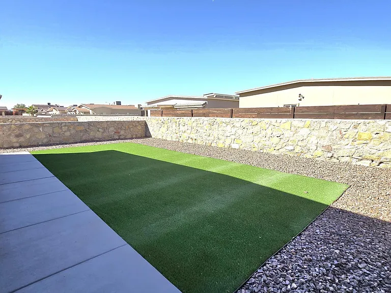 3857 Loma Cortez Dr — Photo 22
