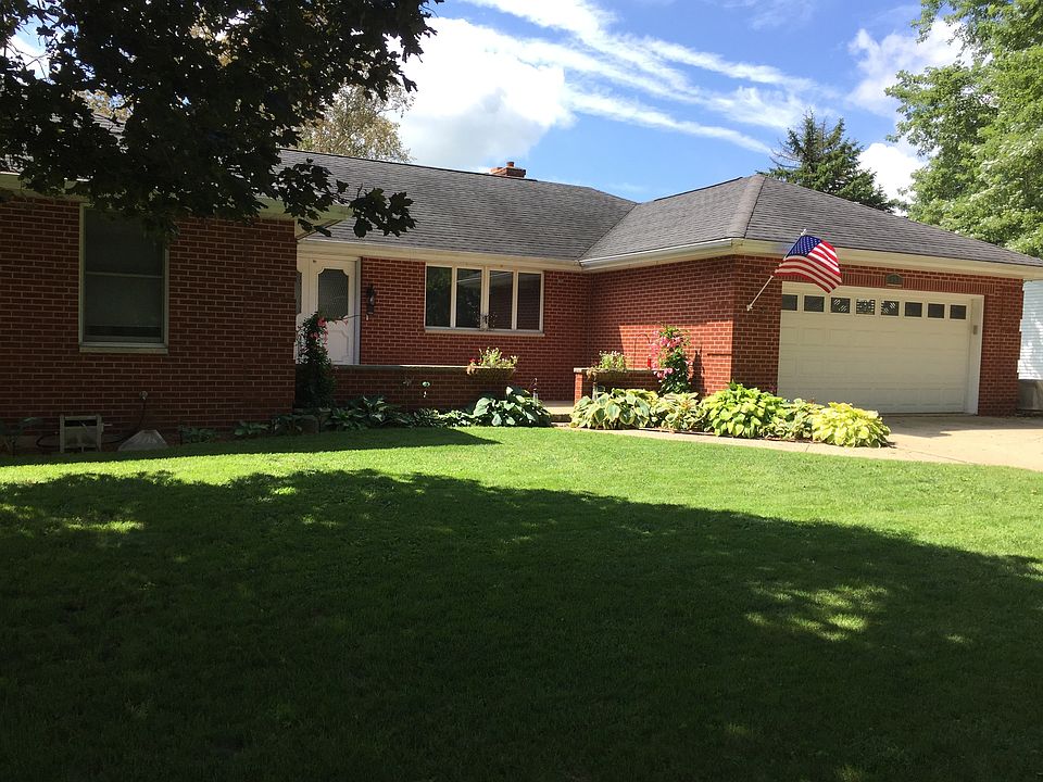 1st image of 303 E Navaho Ave