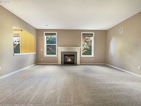 3rd image of 3910 NE 93rd St