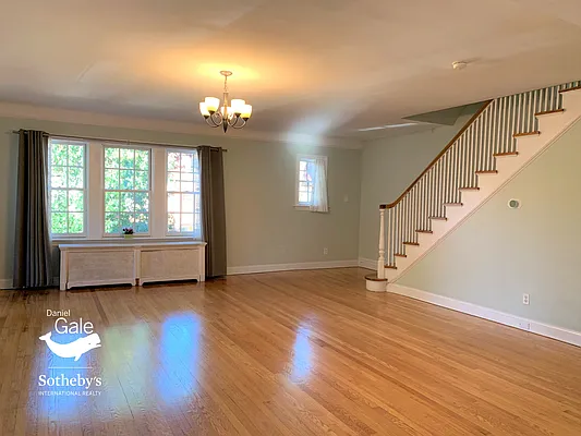 Rented by Daniel Gale Sotheby's International Realty | media 6