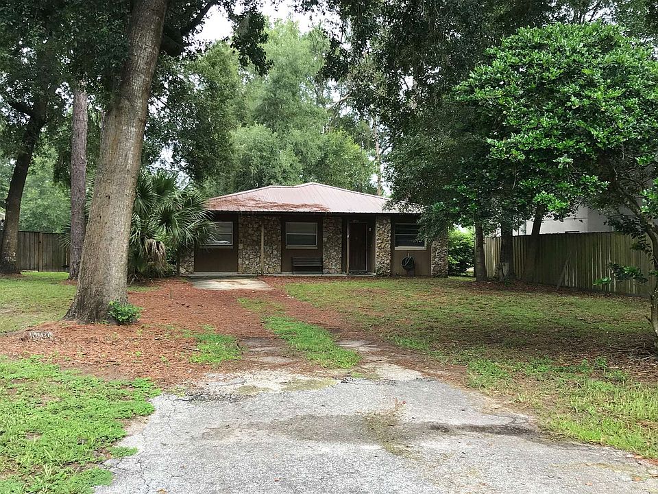 1st image of 26411 Biltmore St