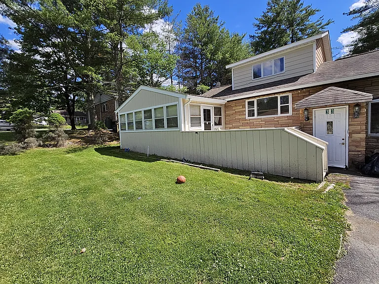 33 Melody Lake Dr — Photo 5