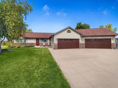 220 Nicholas Dr, Lewiston, MN, 55952