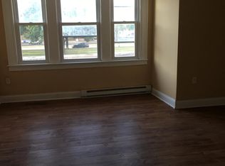 522 E Roosevelt Blvd #1, Philadelphia, PA 19120