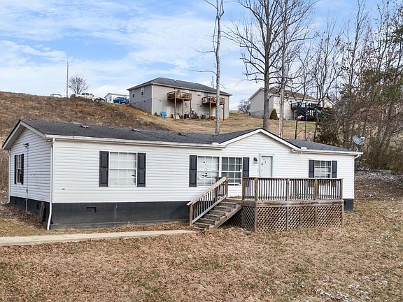 2nd image of 408 Doe Ct