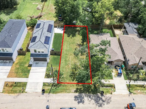 0 Blue St, Houston, TX 77028