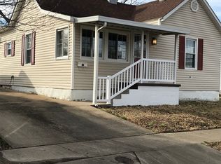 417 N 20th St, Herrin, IL 62948