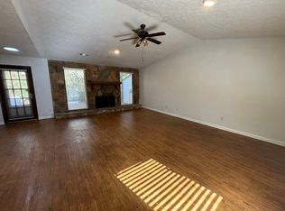 284 Pam Ln, Marietta, GA 30064