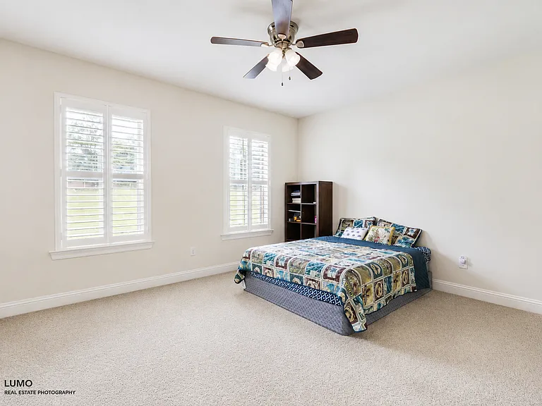 631 Riverscape Dr — Photo 17