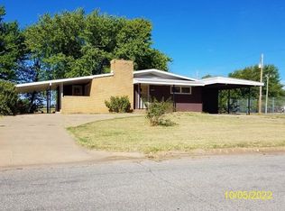 1120 Spruce St, Harper, KS 67058