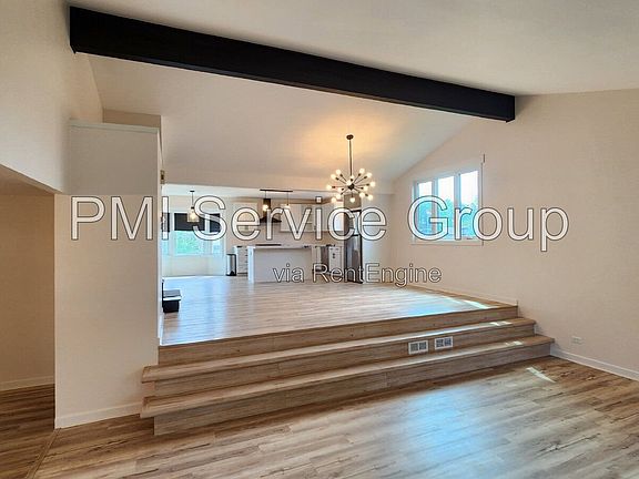 4th image of 7749 Lyman Ave